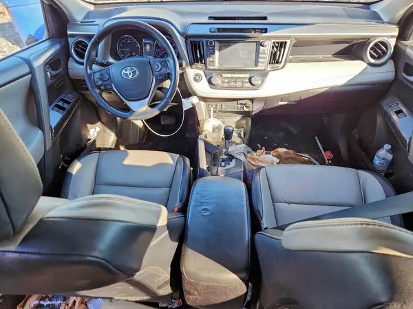 2T3DFREV7HW558024 2017 TOYOTA RAV 4 - Image 8