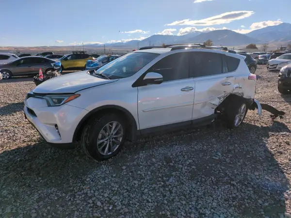 2T3DFREV7HW568035 2017 TOYOTA RAV 4 - Image 1