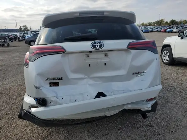 2017 TOYOTA RAV 4 auction photo 6
