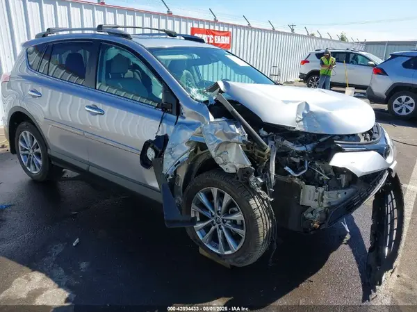 2T3DFREV7HW663226 2017 TOYOTA RAV 4 - Image 1