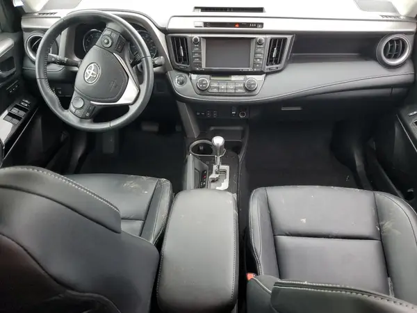 2T3DFREV8HW584020 2017 TOYOTA RAV 4 - Image 8