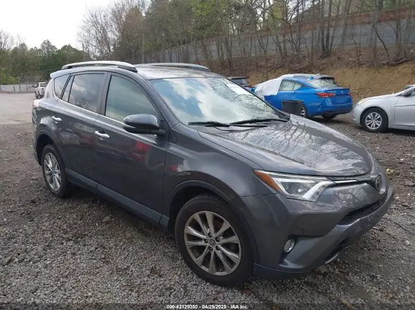 2T3DFREV8HW594823 2017 TOYOTA RAV 4 - Image 1