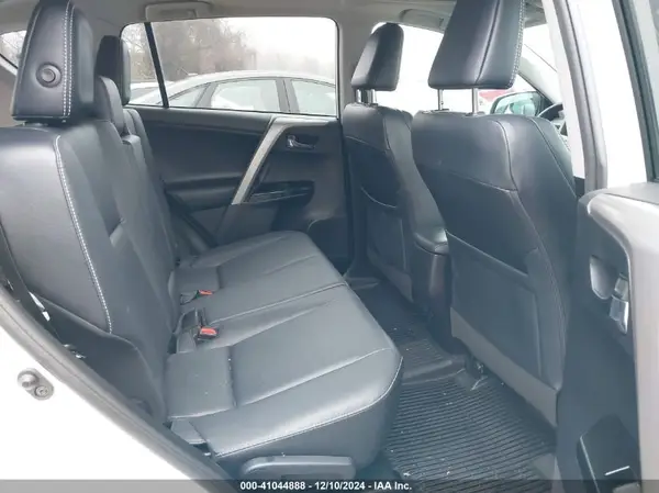 2T3DFREV8HW645978 2017 TOYOTA RAV 4 - Image 8