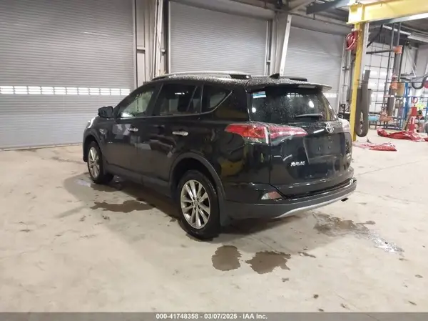 2T3DFREV8HW684327 2017 TOYOTA RAV 4 - Image 2
