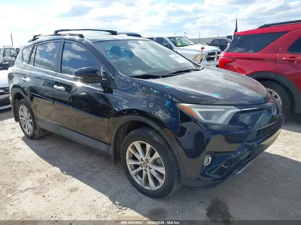 2T3DFREV8JW708762 2018 TOYOTA RAV 4 - Image 1
