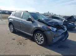 2T3DFREV8JW729627 2018 TOYOTA RAV 4