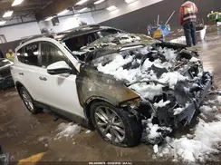 2T3DFREV8JW752731 2018 TOYOTA RAV 4