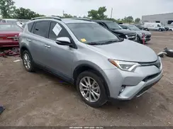 2T3DFREV8JW812877 2018 TOYOTA RAV 4
