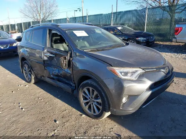 2T3DFREV9GW416790 2016 TOYOTA RAV 4 - Image 1