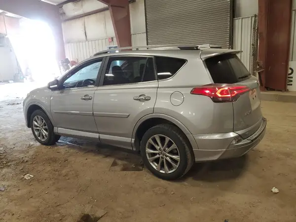 2T3DFREV9HW558235 2017 TOYOTA RAV 4 - Image 2