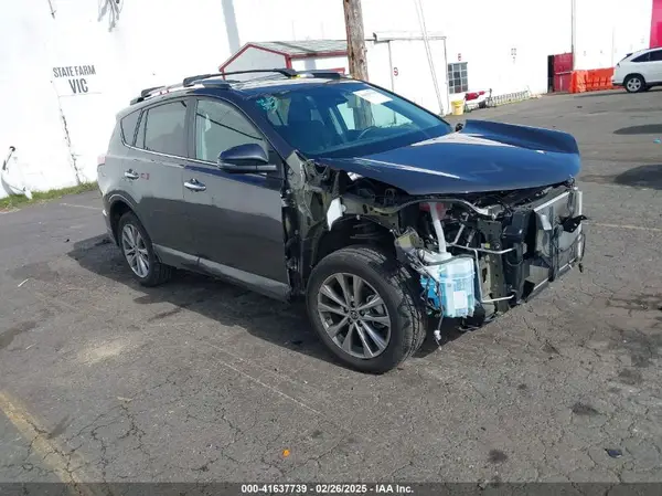 2T3DFREV9HW584916 2017 TOYOTA RAV 4 - Image 1