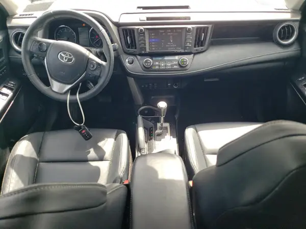 2T3DFREV9HW635038 2017 TOYOTA RAV 4 - Image 8
