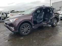 2T3DFREV9JW715820 2018 TOYOTA RAV 4