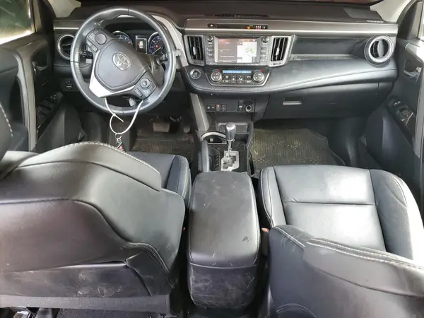 2T3DFREV9JW824102 2018 TOYOTA RAV 4 - Image 8