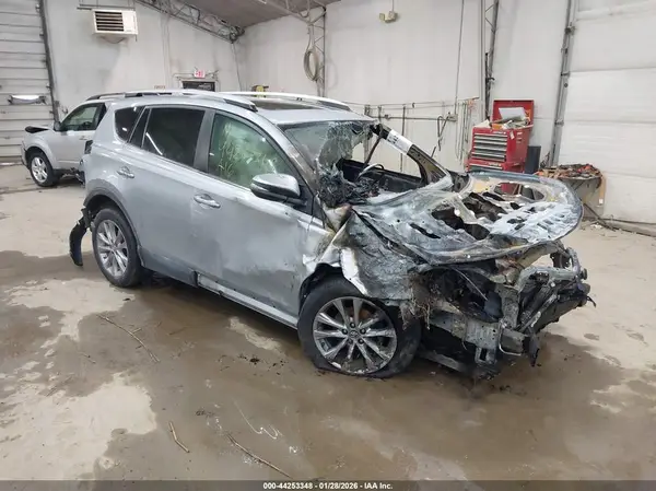 2T3DFREVXGW513481 2016 TOYOTA RAV 4 - Image 1