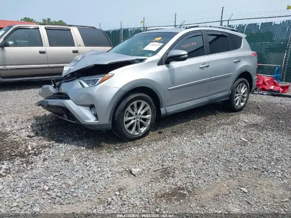 2T3DFREVXHW667691 2017 TOYOTA RAV 4 - Image 2