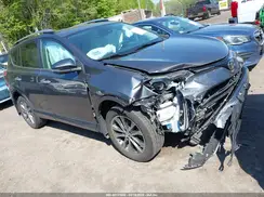 2T3DFREVXHW680697 2017 TOYOTA RAV 4