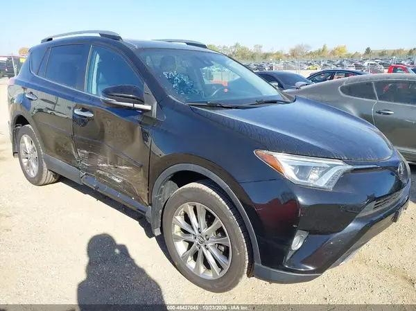 2T3DFREVXHW684040 2017 TOYOTA RAV 4 - Image 1