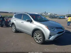 2T3DFREVXJW766324 2018 TOYOTA RAV 4