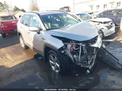 2T3DWRFV1KW022420 2019 TOYOTA RAV 4
