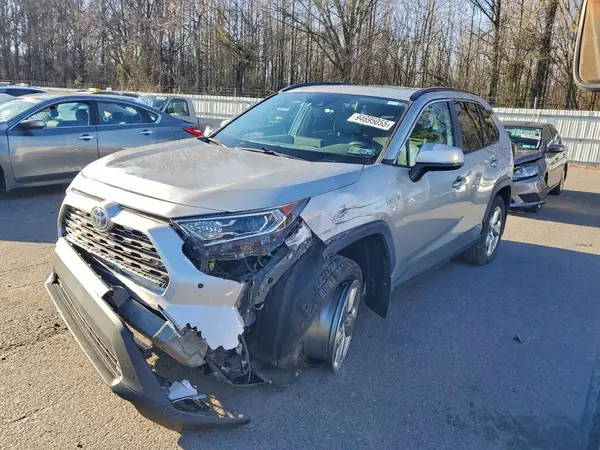 2T3DWRFV1KW030758 2019 TOYOTA RAV 4 - Image 1