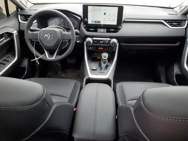 2T3DWRFV3SW257059 2025 TOYOTA RAV 4 - Image 8
