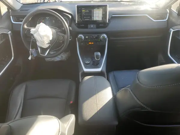 2T3DWRFV4KW035677 2019 TOYOTA RAV 4 - Image 8