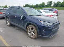 2T3DWRFV8KW003704 2019 TOYOTA RAV 4