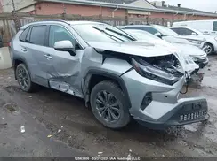 2T3DWRFV8NW141568 2022 TOYOTA RAV 4