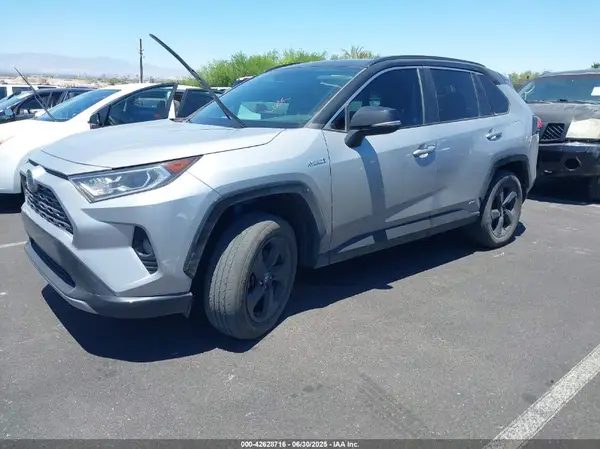 2T3E6RFV0MW006801 2021 TOYOTA RAV 4 - Image 2