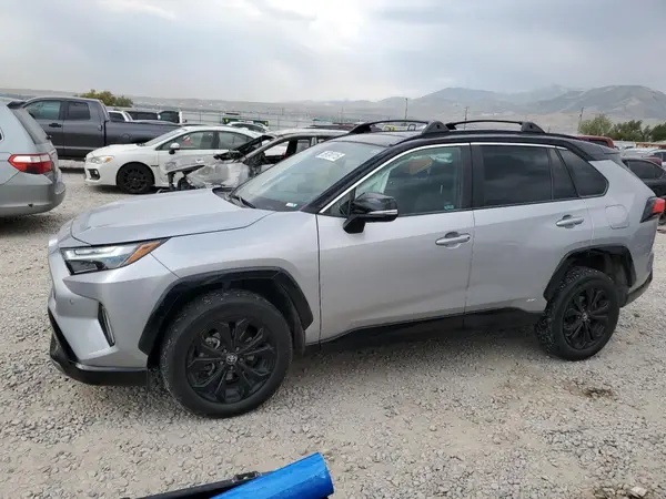 2T3E6RFV0NW035636 2022 TOYOTA RAV 4 - Image 1