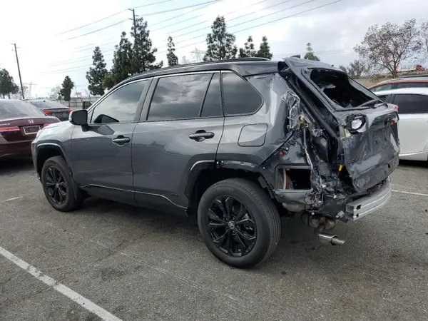 2T3E6RFV1RW067887 2024 TOYOTA RAV 4 - Image 2