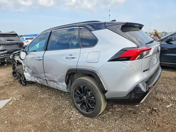 2T3E6RFV1RW079053 2024 TOYOTA RAV 4 - Image 2
