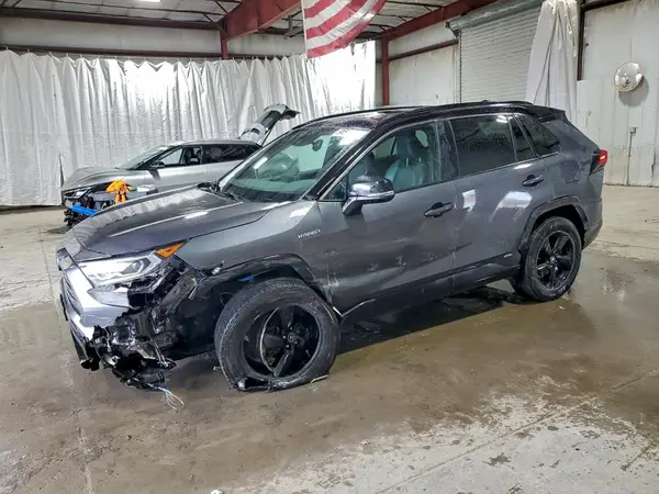 2T3E6RFV2MW005861 2021 TOYOTA RAV 4 - Image 1