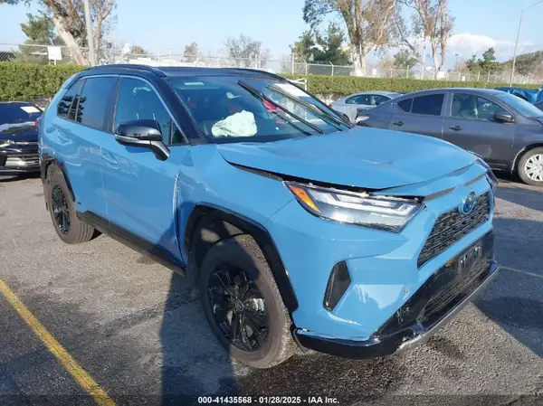 2T3E6RFV2RW048720 2024 TOYOTA RAV 4 - Image 1