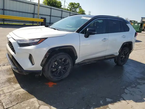 2T3E6RFV2RW061726 2024 TOYOTA RAV 4 - Image 1