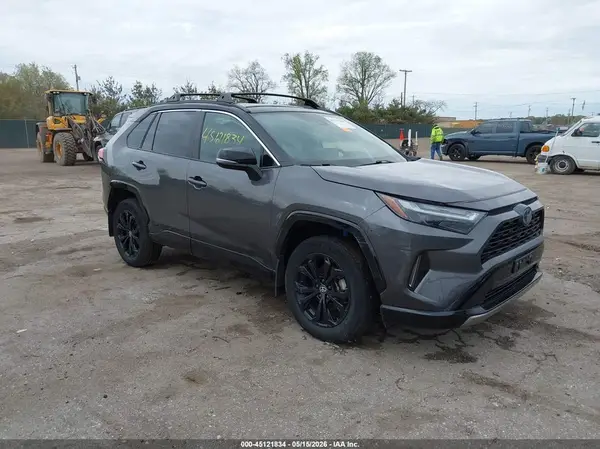 2T3E6RFV3RW047172 2024 TOYOTA RAV 4 - Image 1