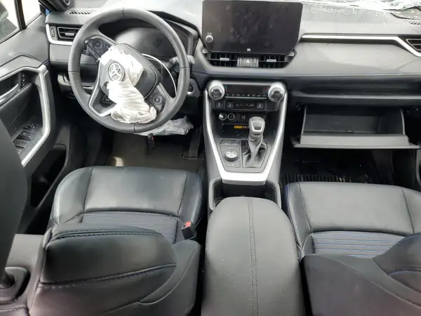 2T3E6RFV3RW051870 2024 TOYOTA RAV 4 - Image 8
