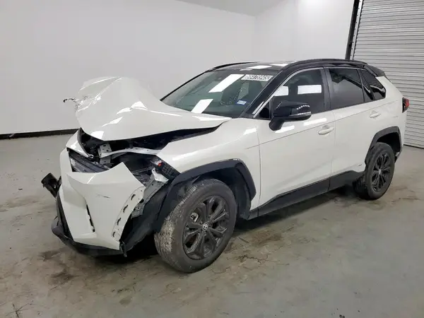 2T3E6RFV4NW030617 2022 TOYOTA RAV 4 - Image 1