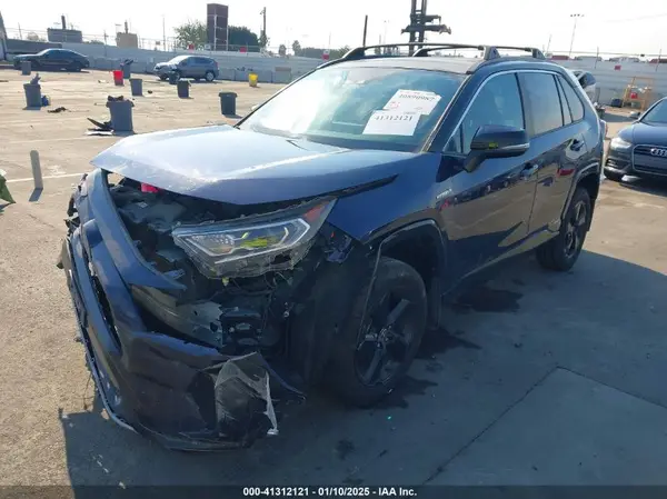2T3E6RFV5MW015266 2021 TOYOTA RAV 4 - Image 2