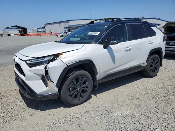 2T3E6RFV5RW060909 2024 TOYOTA RAV 4 - Image 1