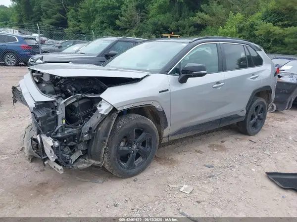2T3E6RFV6MW007886 2021 TOYOTA RAV 4 - Image 2