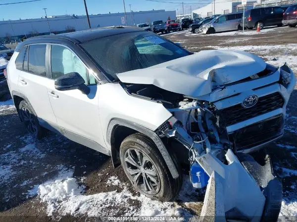 2T3E6RFV8RW051394 2024 TOYOTA RAV 4 - Image 1