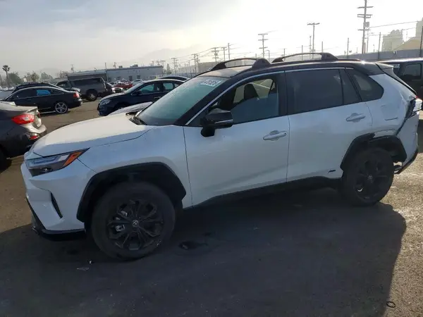 2T3E6RFV8RW060385 2024 TOYOTA RAV 4 - Image 1