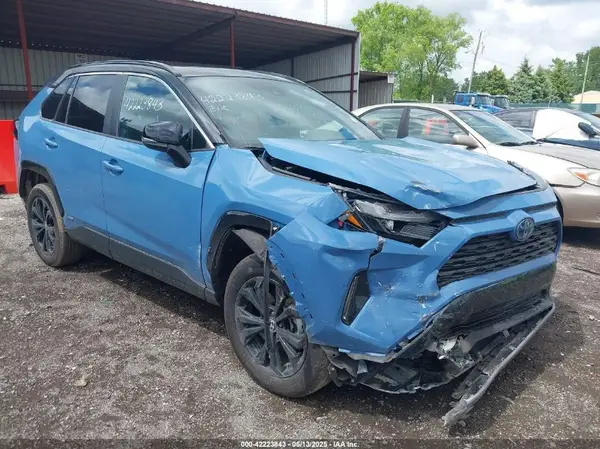 2T3E6RFV8RW082547 2024 TOYOTA RAV 4 - Image 1