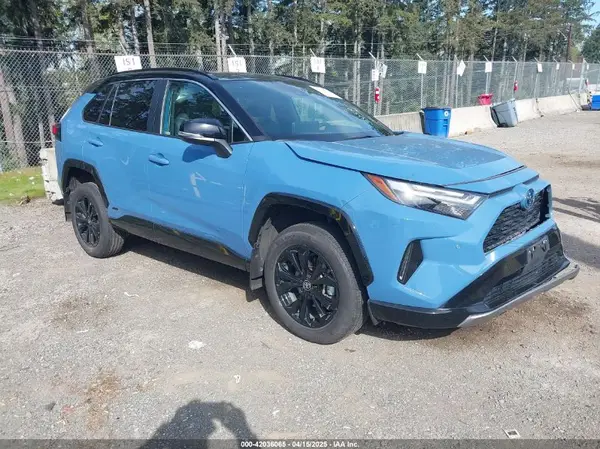2T3E6RFV9RW075770 2024 TOYOTA RAV 4 - Image 1
