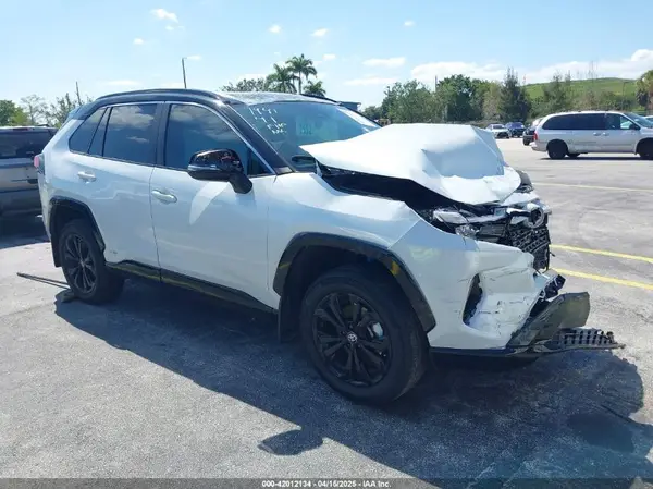 2T3E6RFV9RW077941 2024 TOYOTA RAV 4 - Image 1