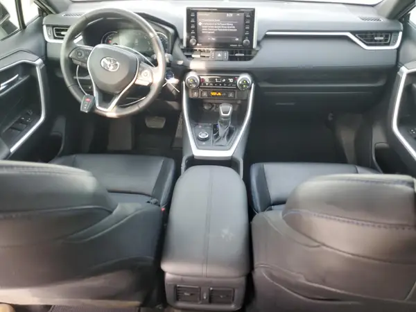 2T3EWRFV2KW003413 2019 TOYOTA RAV 4 - Image 8