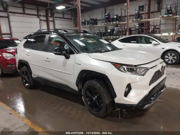 2T3EWRFV2KW013486 2019 TOYOTA RAV 4 - Image 1