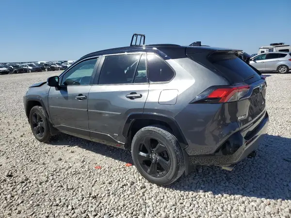 2T3EWRFV3LW067476 2020 TOYOTA RAV 4 - Image 2